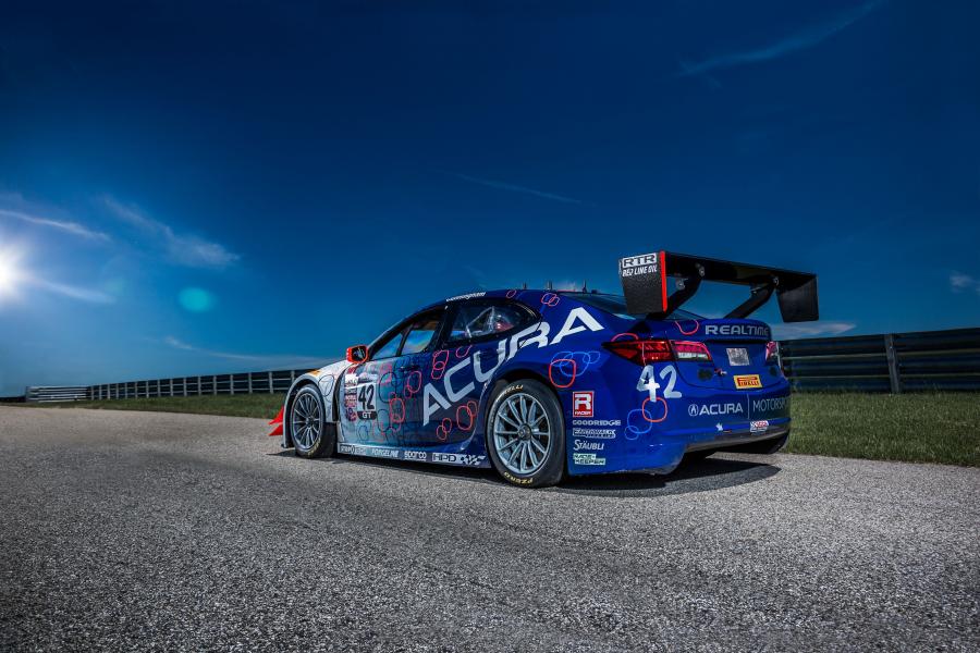  Acura TLX GT Race Car 2014 года  (фото 8 из 11)